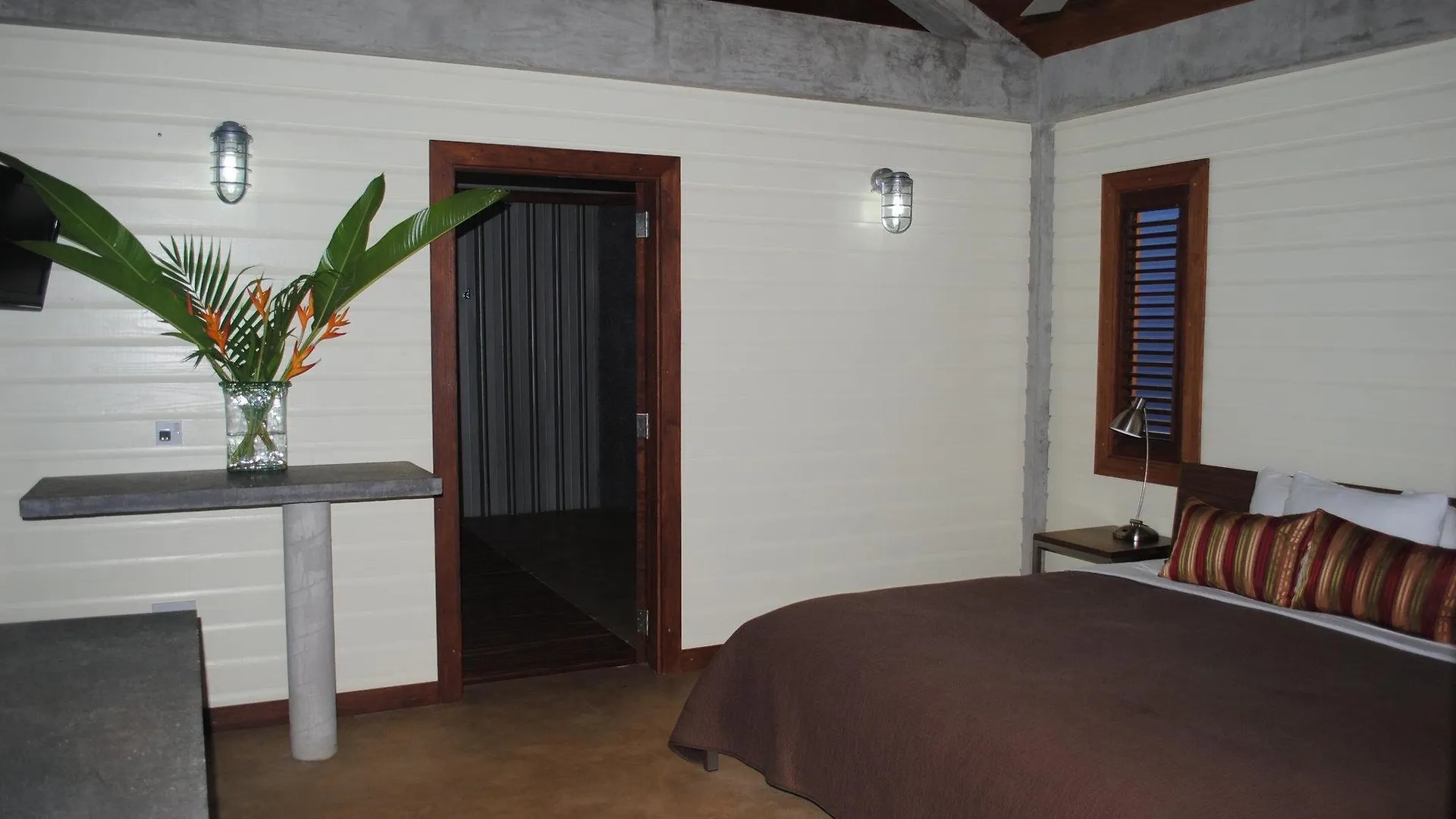 Pagua Bay House - Oceanfront Cabana'S Marigot 4*,